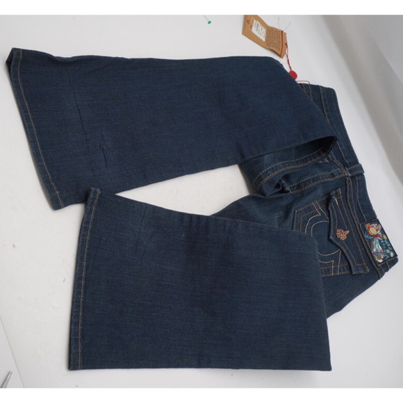 RARE True Religion World Tour Becky Swarovski PINK Crystal buttons. Size 28 - Picture 4 of 13